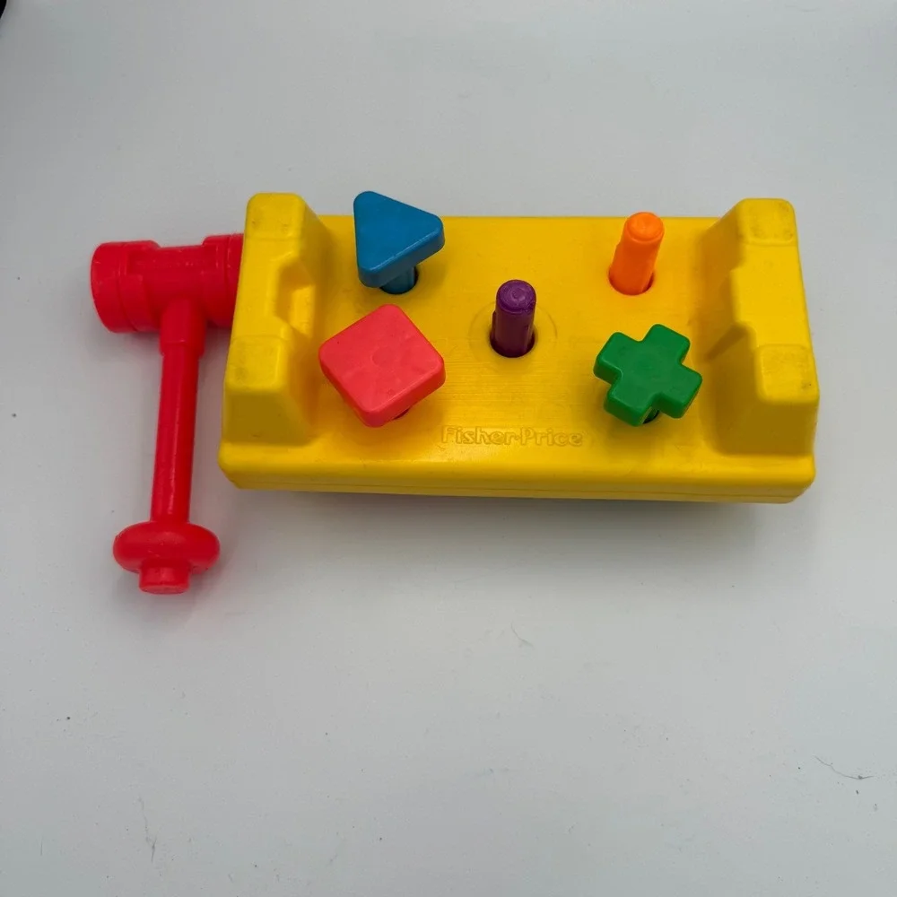 Vintage 1986 Fisher-Price Pound-A-Ball Shape Pounding Bench 2038 with Hammer
